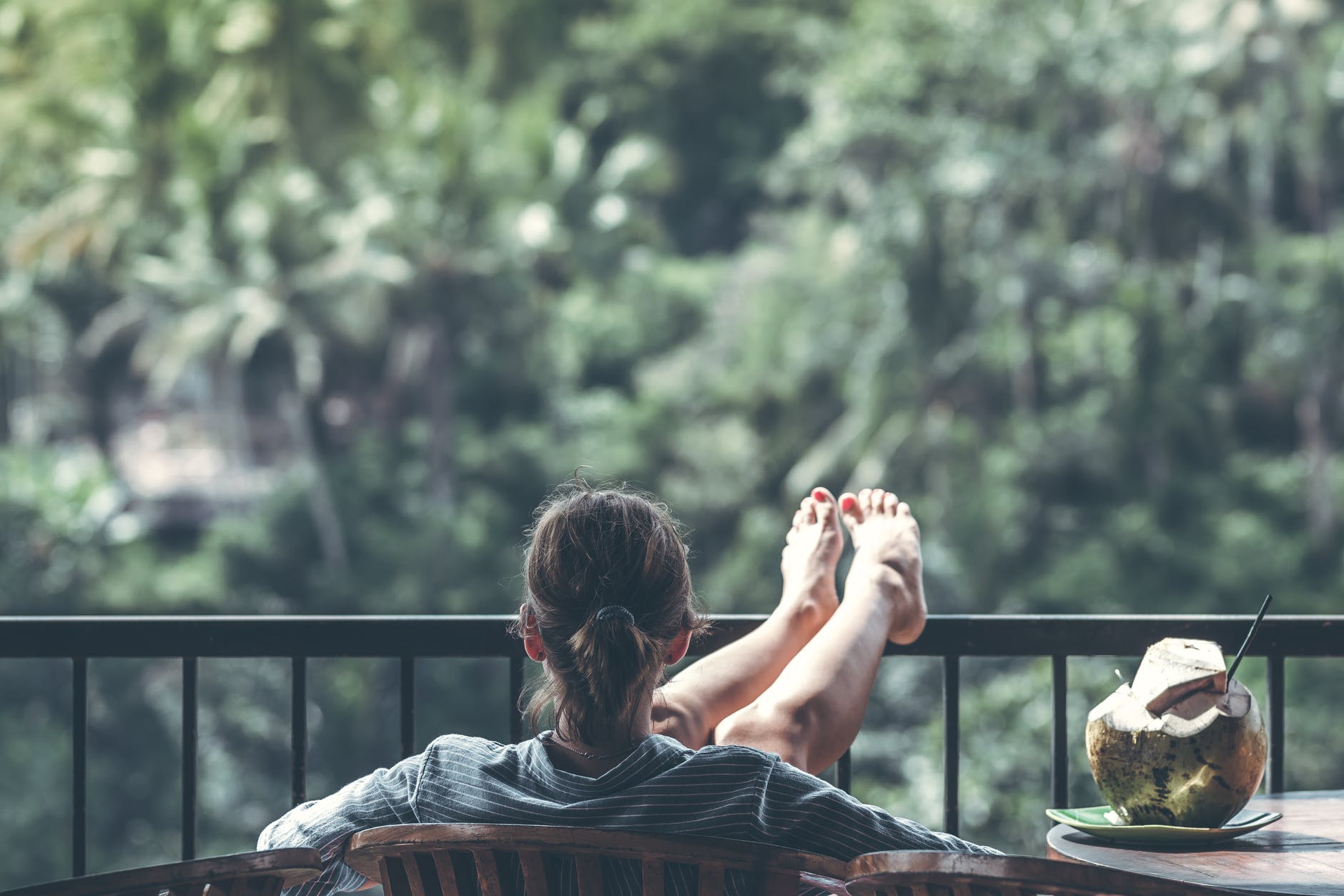 7 Ways to stay healthy while working